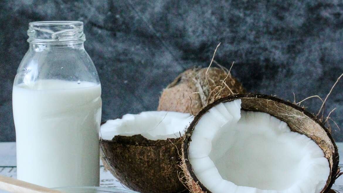 The Health Advantages of Coconut Milk: A Creamy, Nutrient-Rich Delight